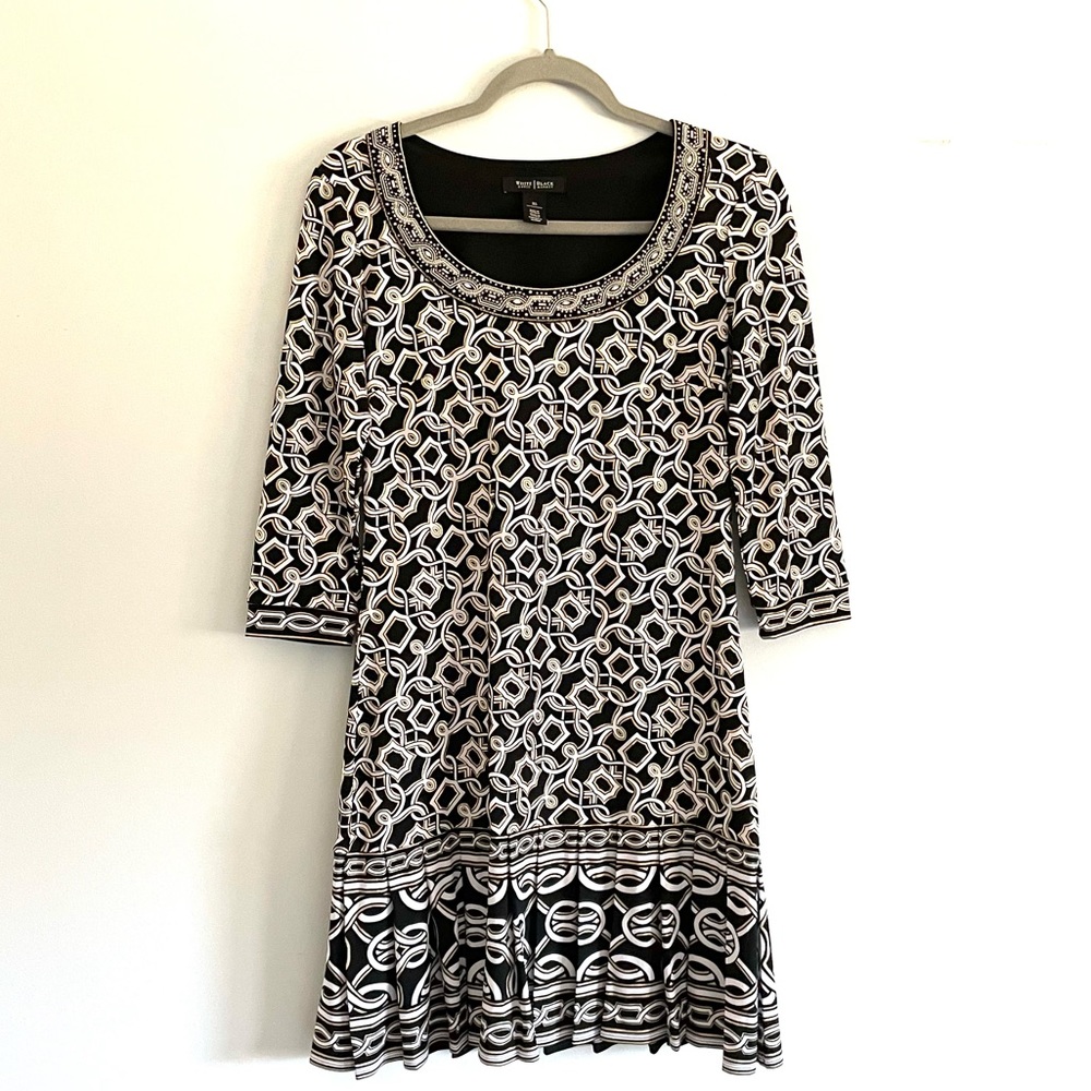 WHBM Beaded Scoop Neck Pleated Hem Black White Gold Dress